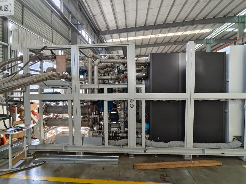heating and cooling integrated machine